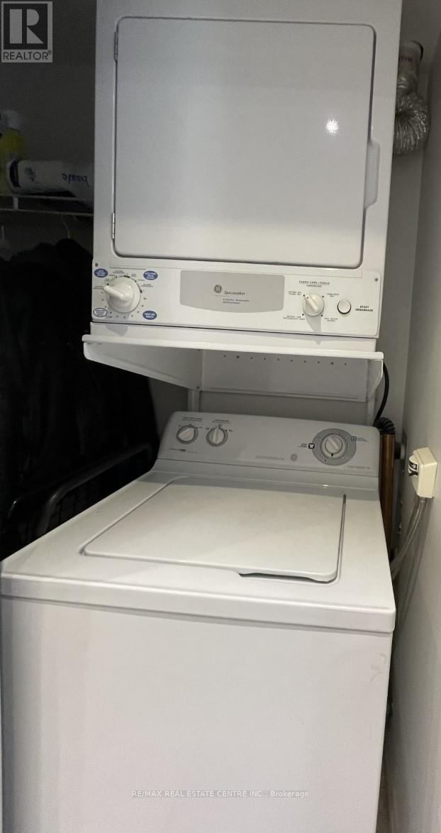 2209 - 223 Webb Drive, Mississauga, Ontario  L5B 0E8 - Photo 26 - W12762774