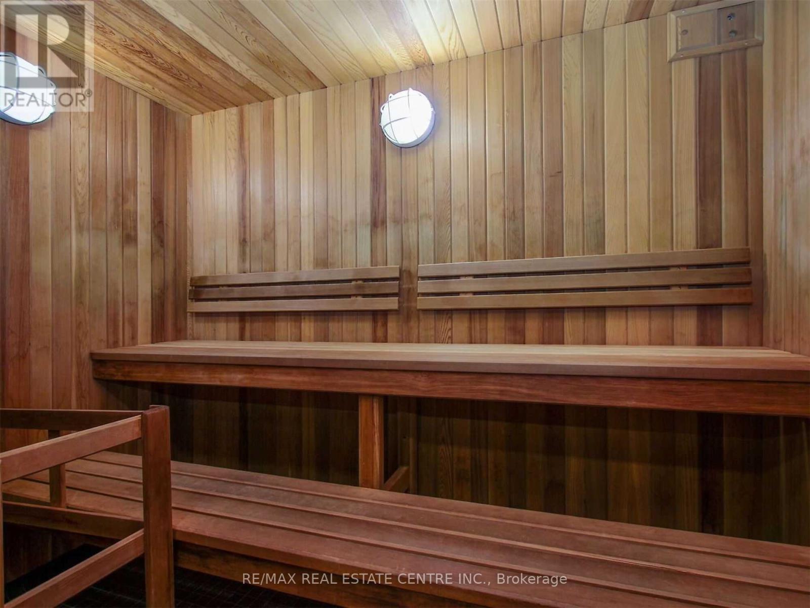 2209 - 223 Webb Drive, Mississauga, Ontario  L5B 0E8 - Photo 30 - W12762774