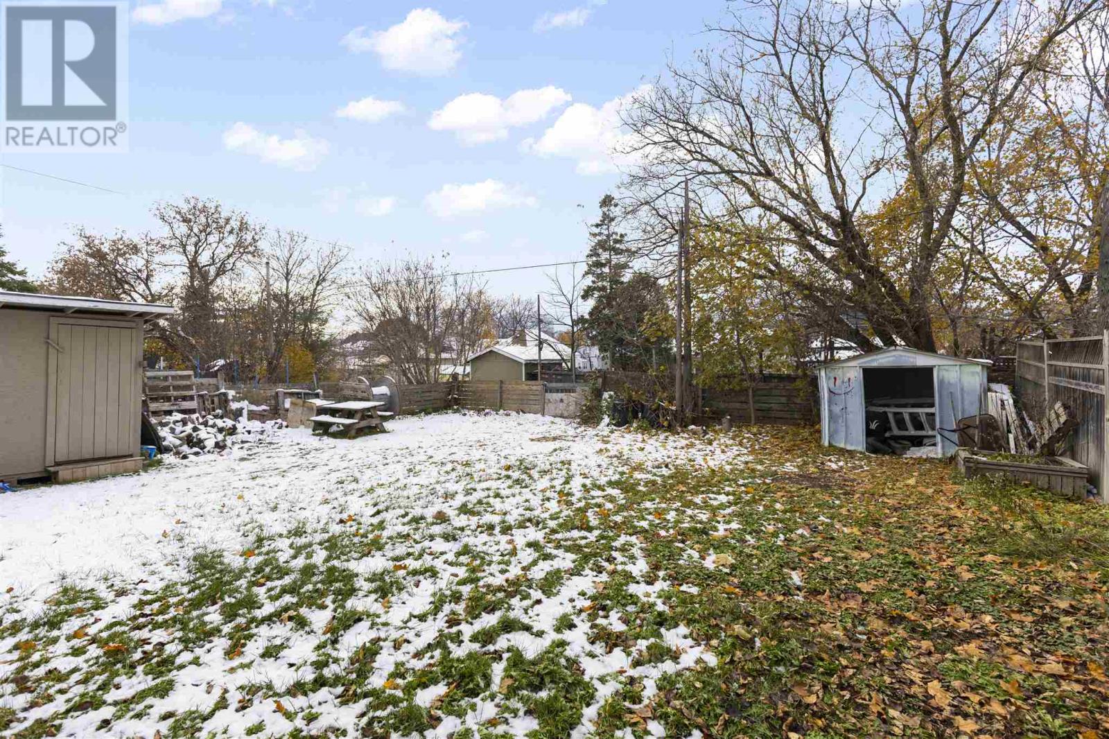 195 Maple St, Sault Ste. Marie, Ontario  P6B 2H9 - Photo 33 - SM253237