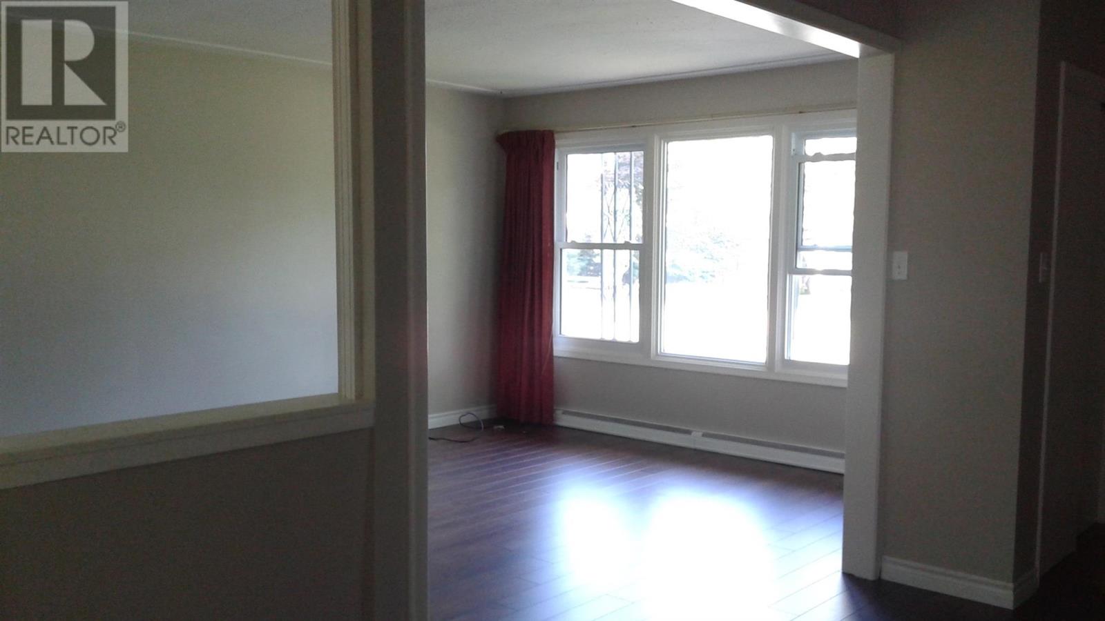 70 Kent Ave, Sault Ste. Marie, Ontario  P6B 4G9 - Photo 12 - SM260346