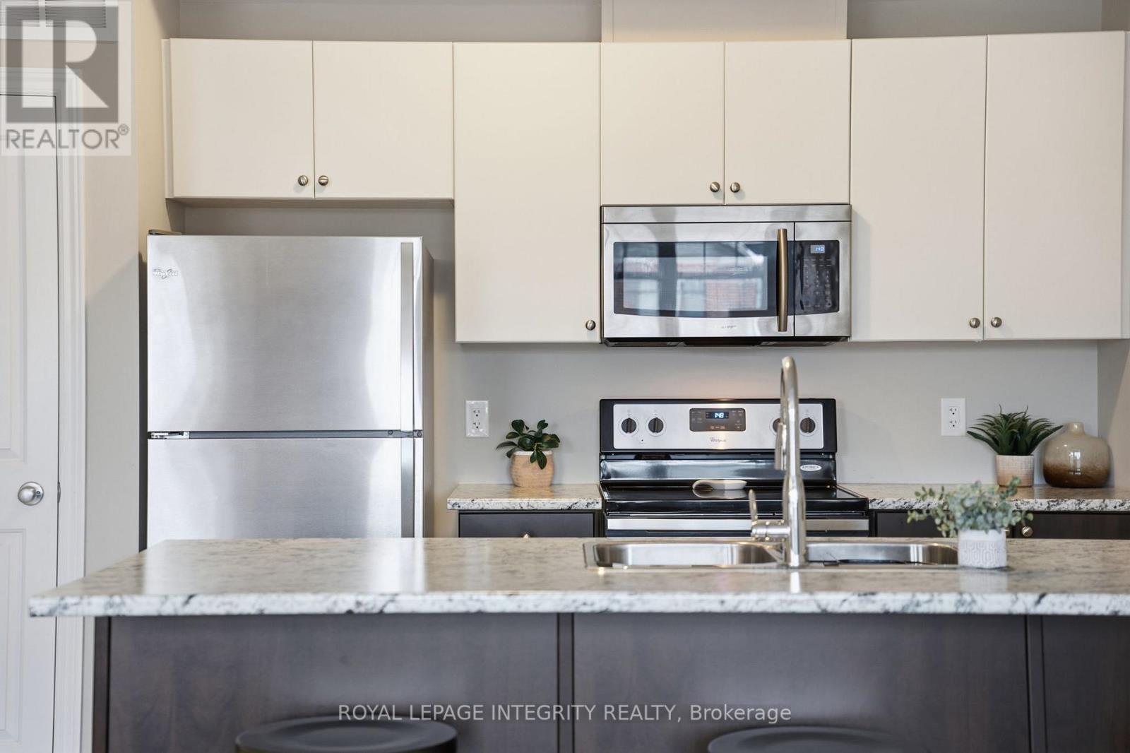 216 Halyard Way, Ottawa, Ontario  K2S 1B9 - Photo 24 - X12812716