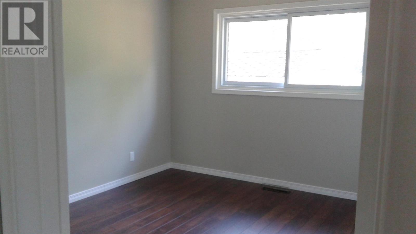 70 Kent Ave, Sault Ste. Marie, Ontario  P6B 4G9 - Photo 16 - SM260346