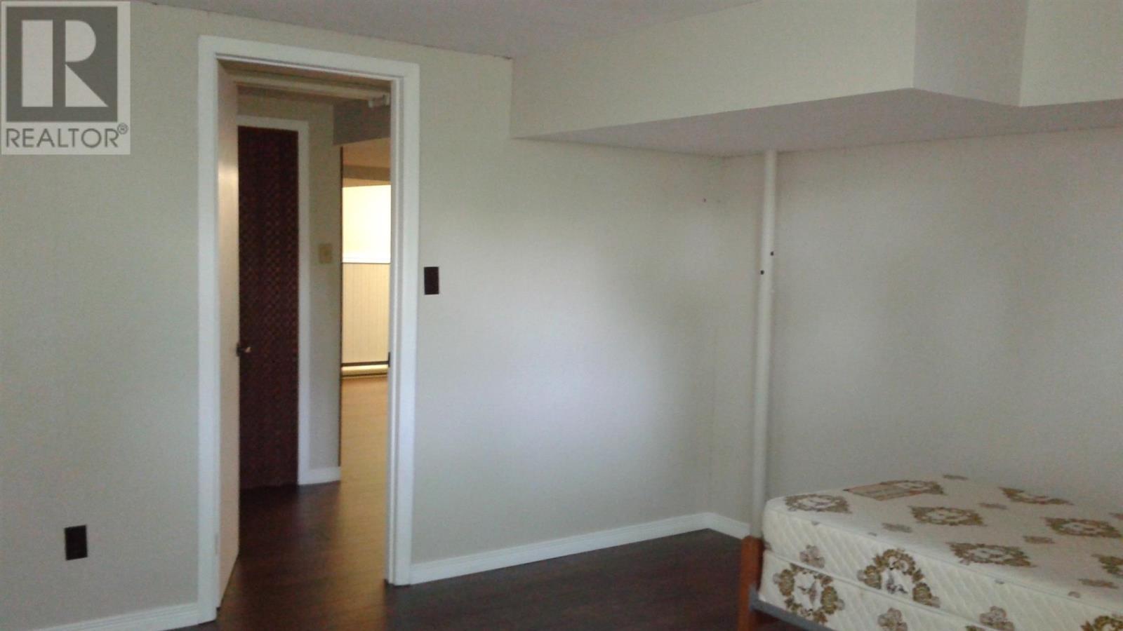 70 Kent Ave, Sault Ste. Marie, Ontario  P6B 4G9 - Photo 13 - SM260346