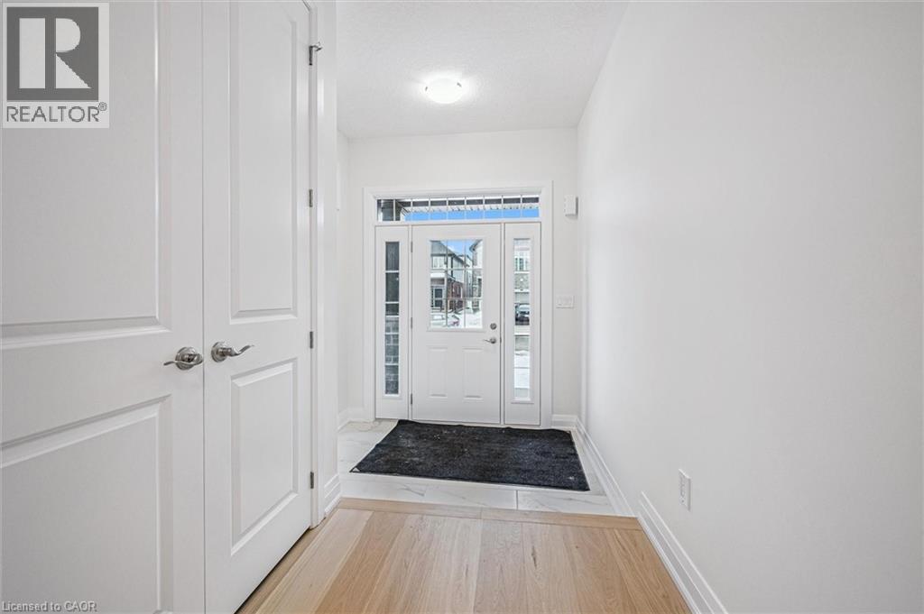 10 Jacob Detweiller Drive, Kitchener, Ontario N2P 0J1 - Photo 3 - 40801294