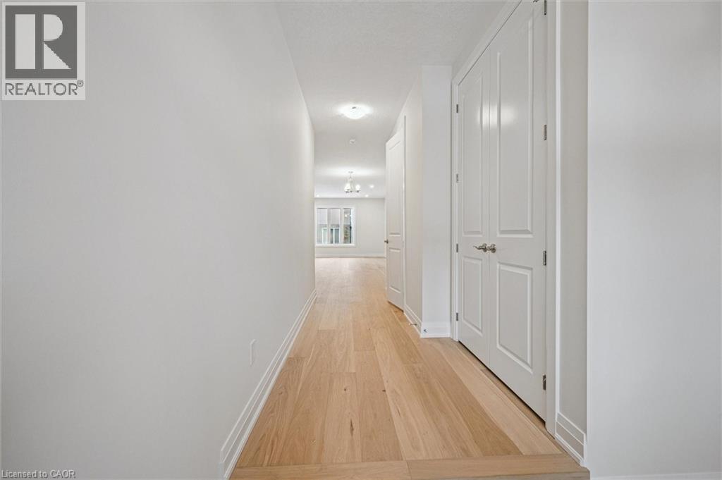 10 Jacob Detweiller Drive, Kitchener, Ontario N2P 0J1 - Photo 4 - 40801294