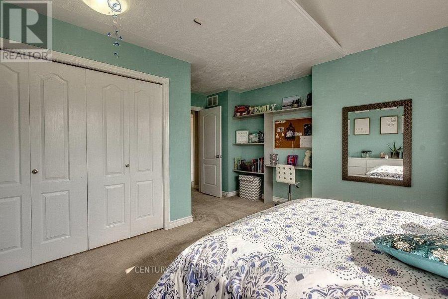 157 Wheeler Avenue, Thames Centre, Ontario  N0L 1G2 - Photo 30 - X12818088