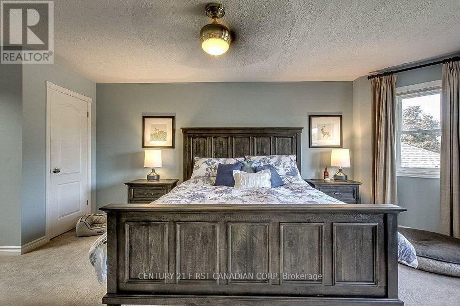 157 Wheeler Avenue, Thames Centre, Ontario  N0L 1G2 - Photo 34 - X12818088