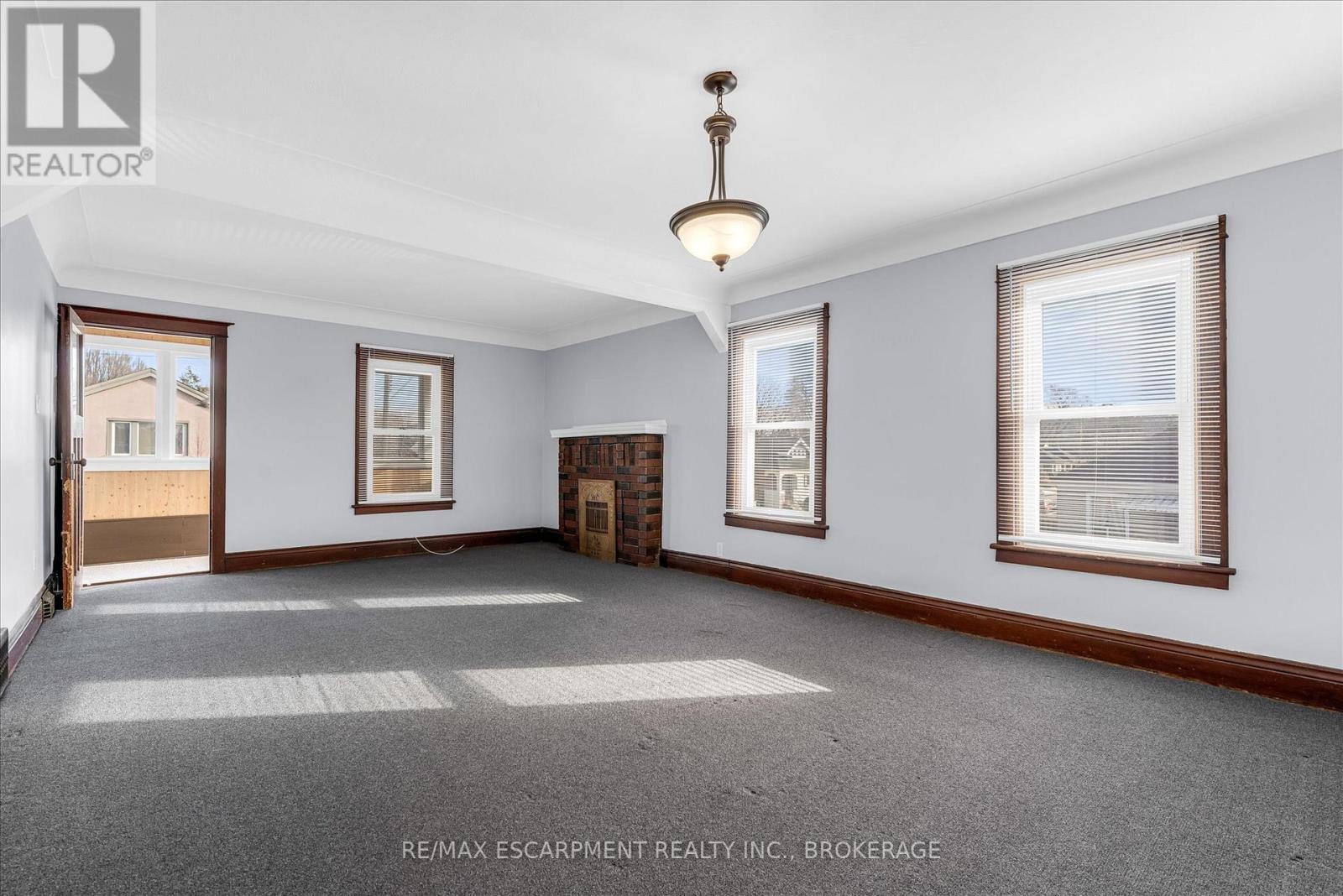 121 Edgemont Street N, Hamilton, Ontario L8H 4E2 - Photo 18 - X12818214