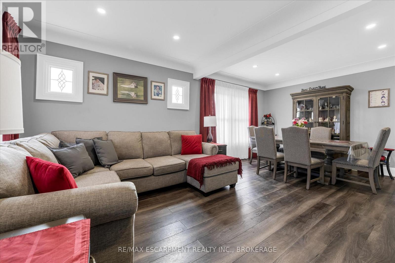 121 Edgemont Street N, Hamilton, Ontario L8H 4E2 - Photo 4 - X12818214