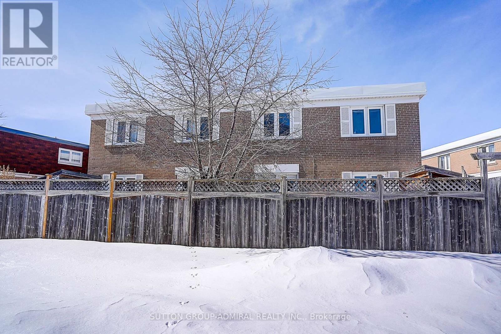 7 Townhouse Crescent, Brampton, Ontario  L6W 3C5 - Photo 33 - W12633728