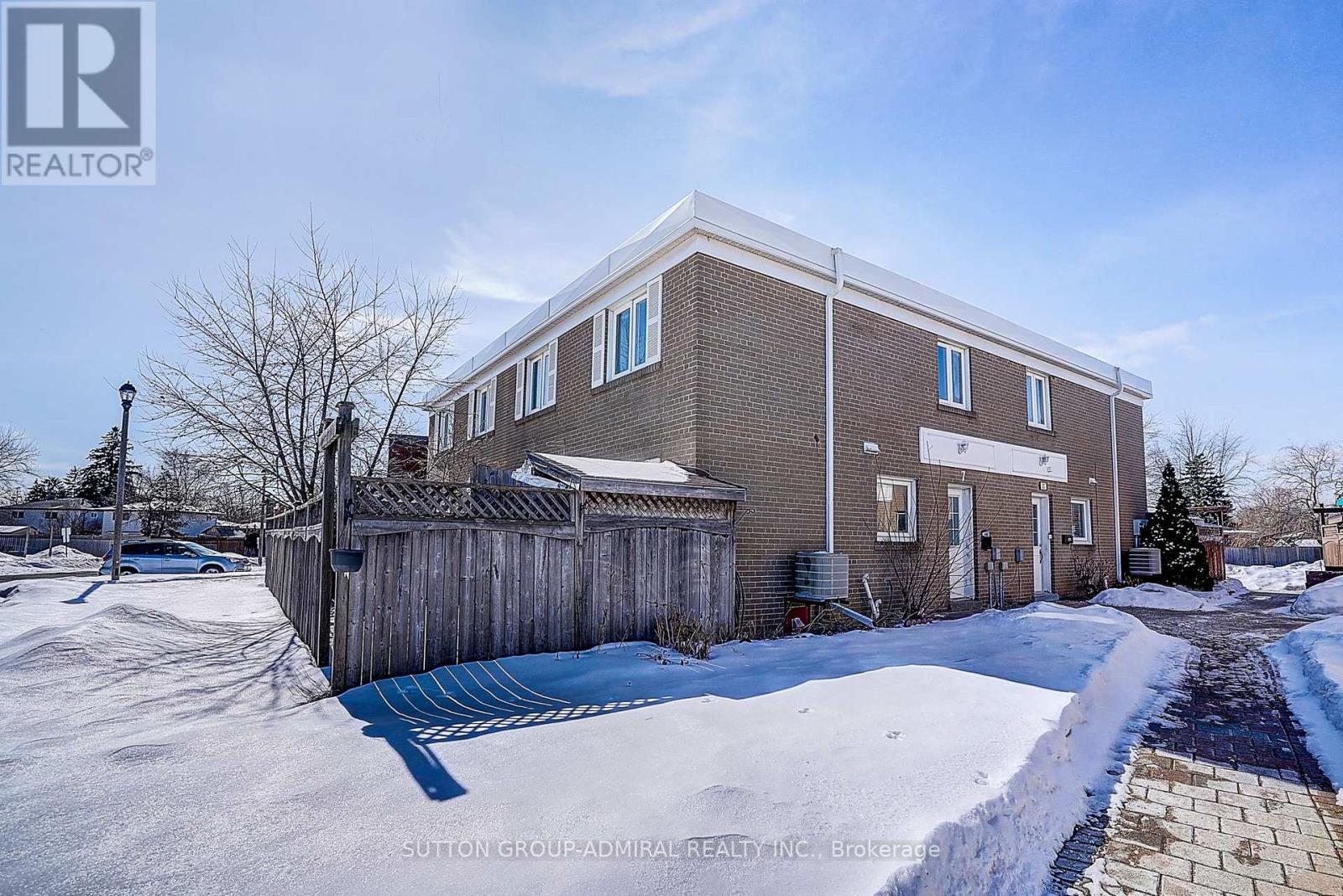 7 Townhouse Crescent, Brampton, Ontario  L6W 3C5 - Photo 34 - W12633728