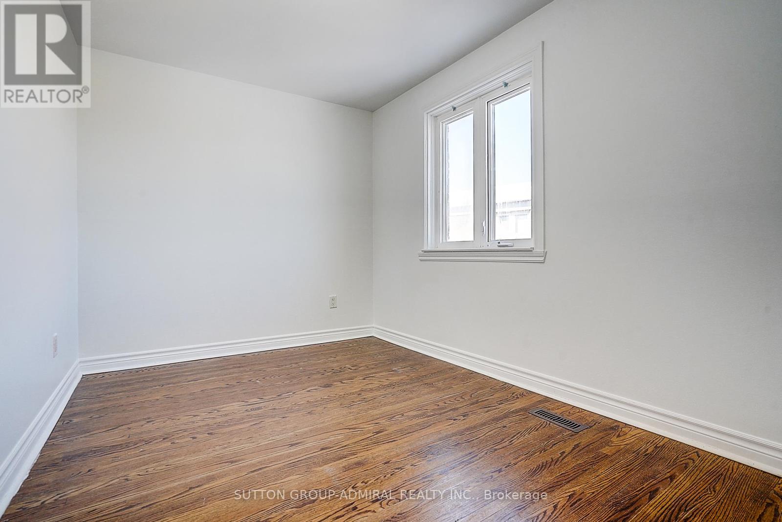 7 Townhouse Crescent, Brampton, Ontario  L6W 3C5 - Photo 29 - W12633728