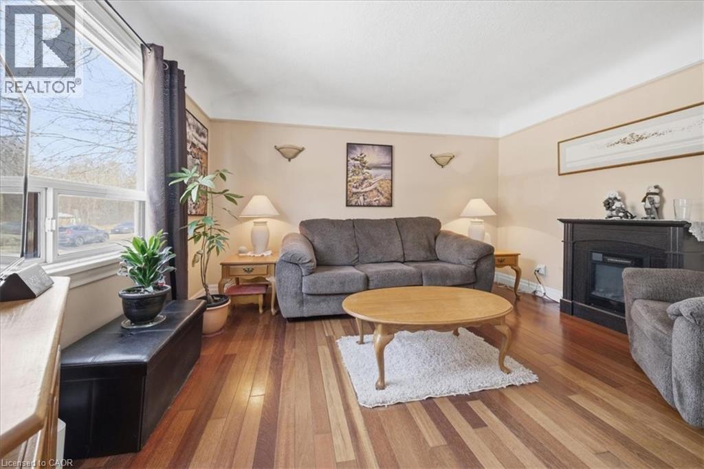 547 Wellington Street N, Kitchener, Ontario  N2H 5L6 - Photo 6 - 40804246