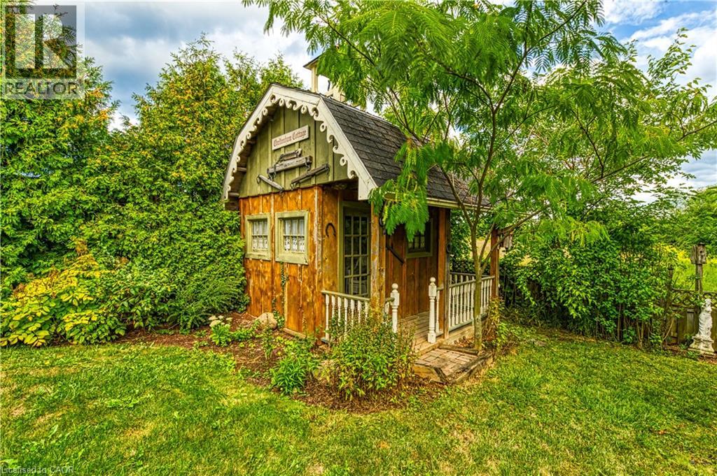 4 Hunter Road, Grimsby, Ontario  L3M 4A4 - Photo 9 - 40806551