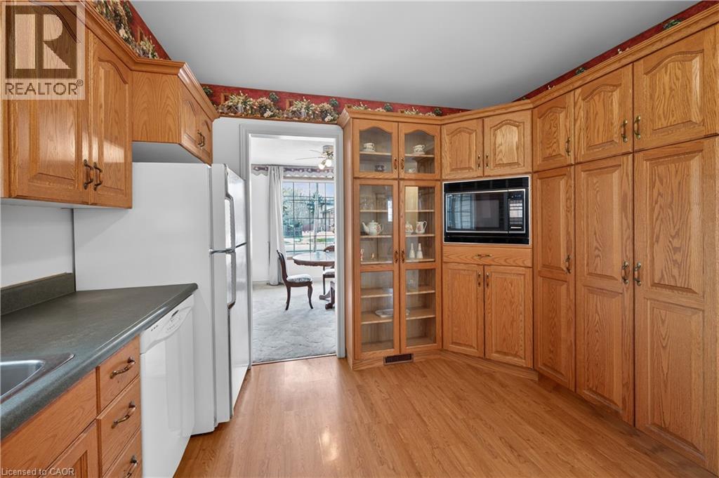 4 Hunter Road, Grimsby, Ontario  L3M 4A4 - Photo 22 - 40806551