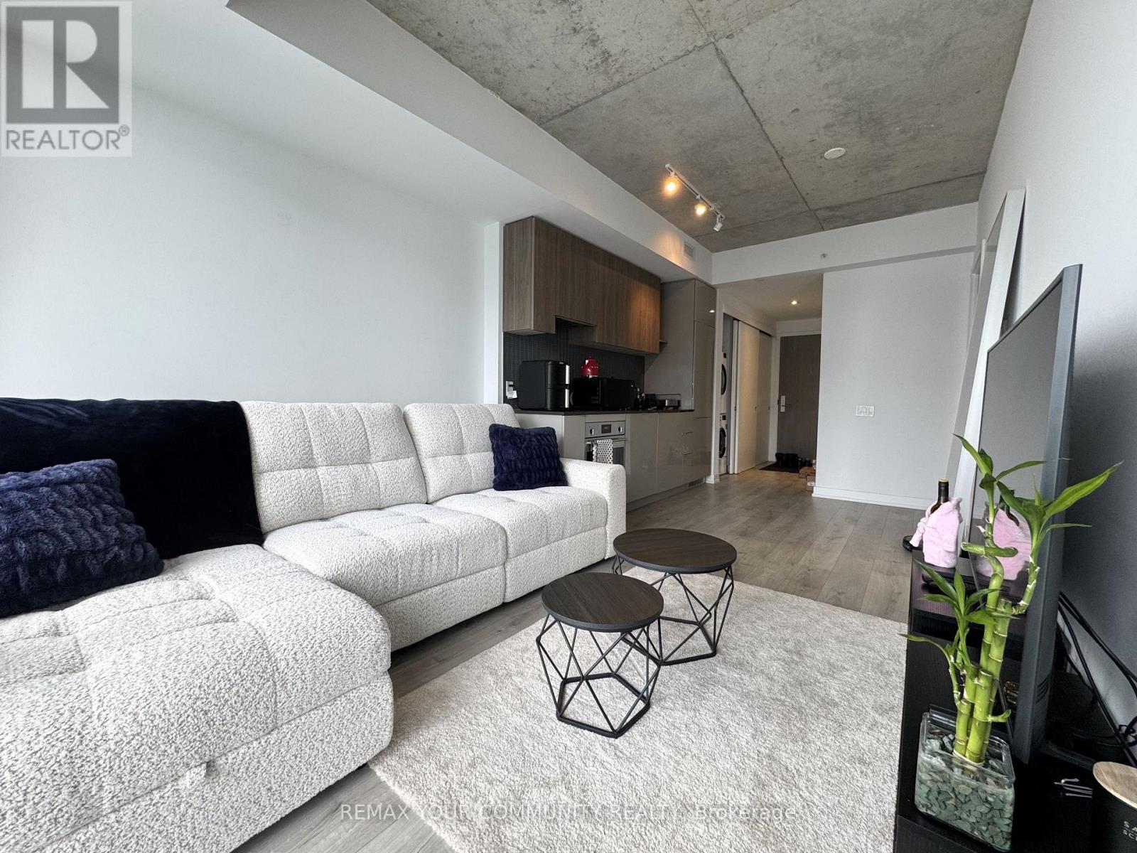 4108 - 161 Roehampton Avenue, Toronto, Ontario  M4P 0C8 - Photo 3 - C12818094