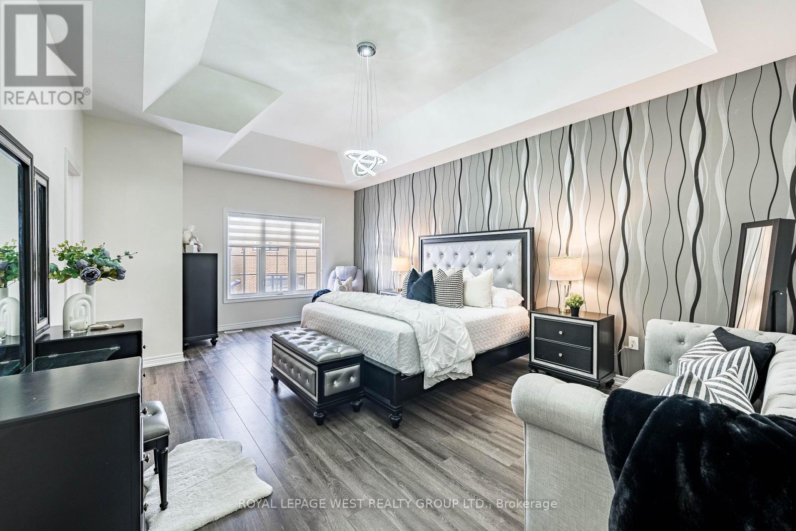 13 Arksey Street, Whitby, Ontario  L1P 0G5 - Photo 15 - E12818110