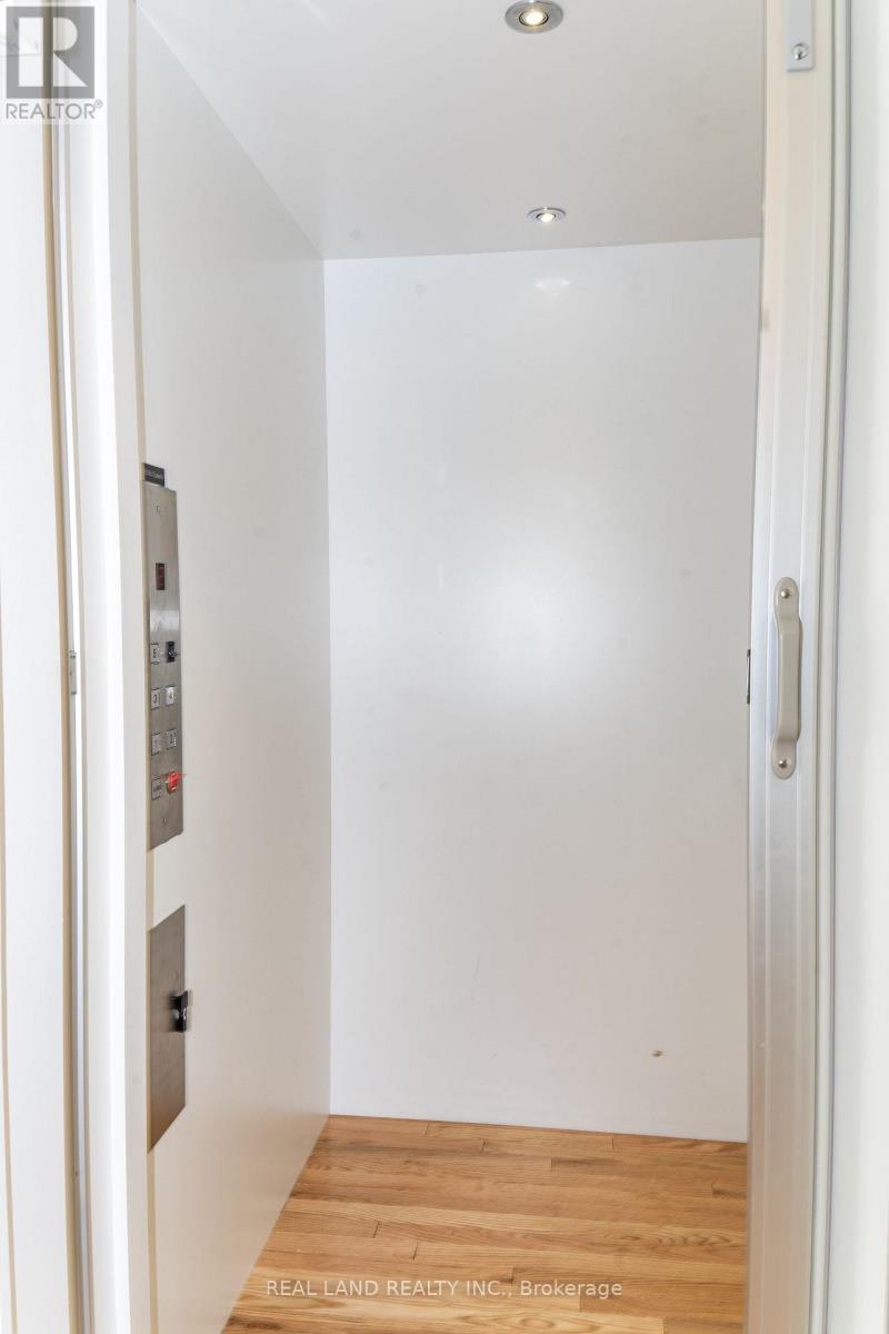 41 Lord Durham Road, Markham, Ontario  L6G 0C2 - Photo 12 - N12818168