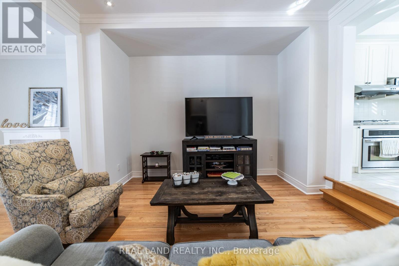 41 Lord Durham Road, Markham, Ontario  L6G 0C2 - Photo 6 - N12818168