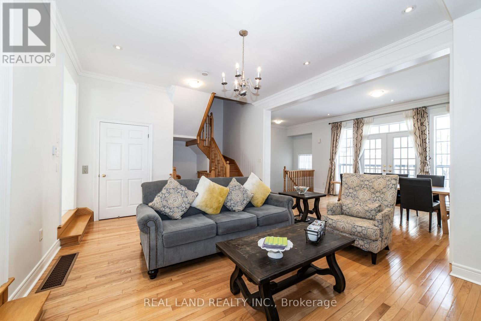 41 Lord Durham Road, Markham, Ontario  L6G 0C2 - Photo 7 - N12818168