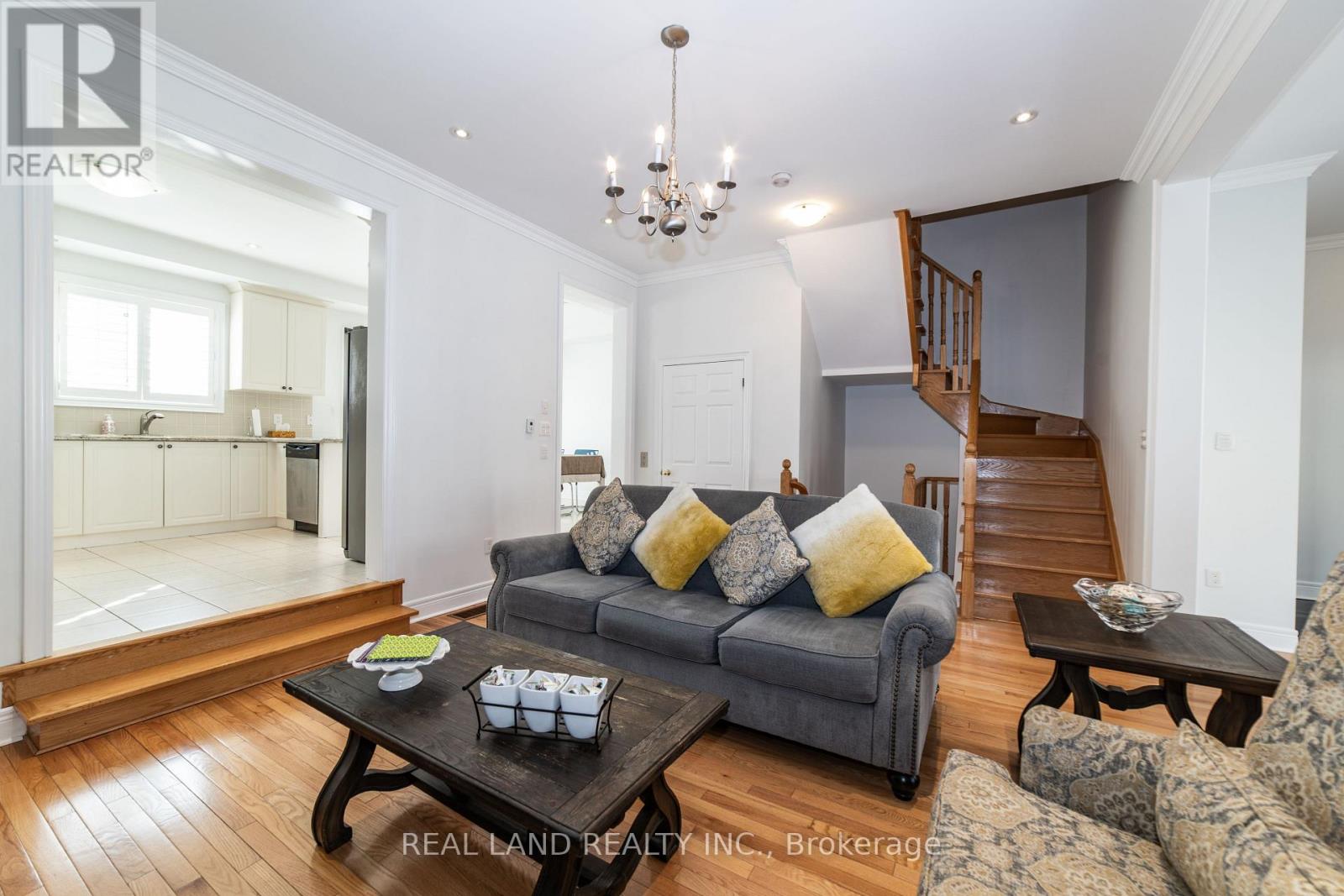 41 Lord Durham Road, Markham, Ontario  L6G 0C2 - Photo 8 - N12818168