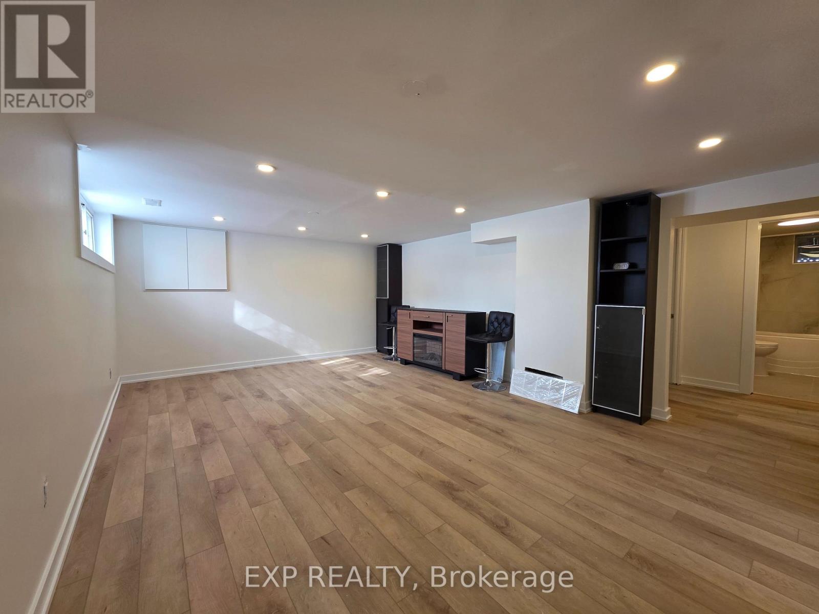 Lower - 77 Kulpin Avenue, Bradford West Gwillimbury, Ontario  L3Z 1T6 - Photo 3 - N12818182