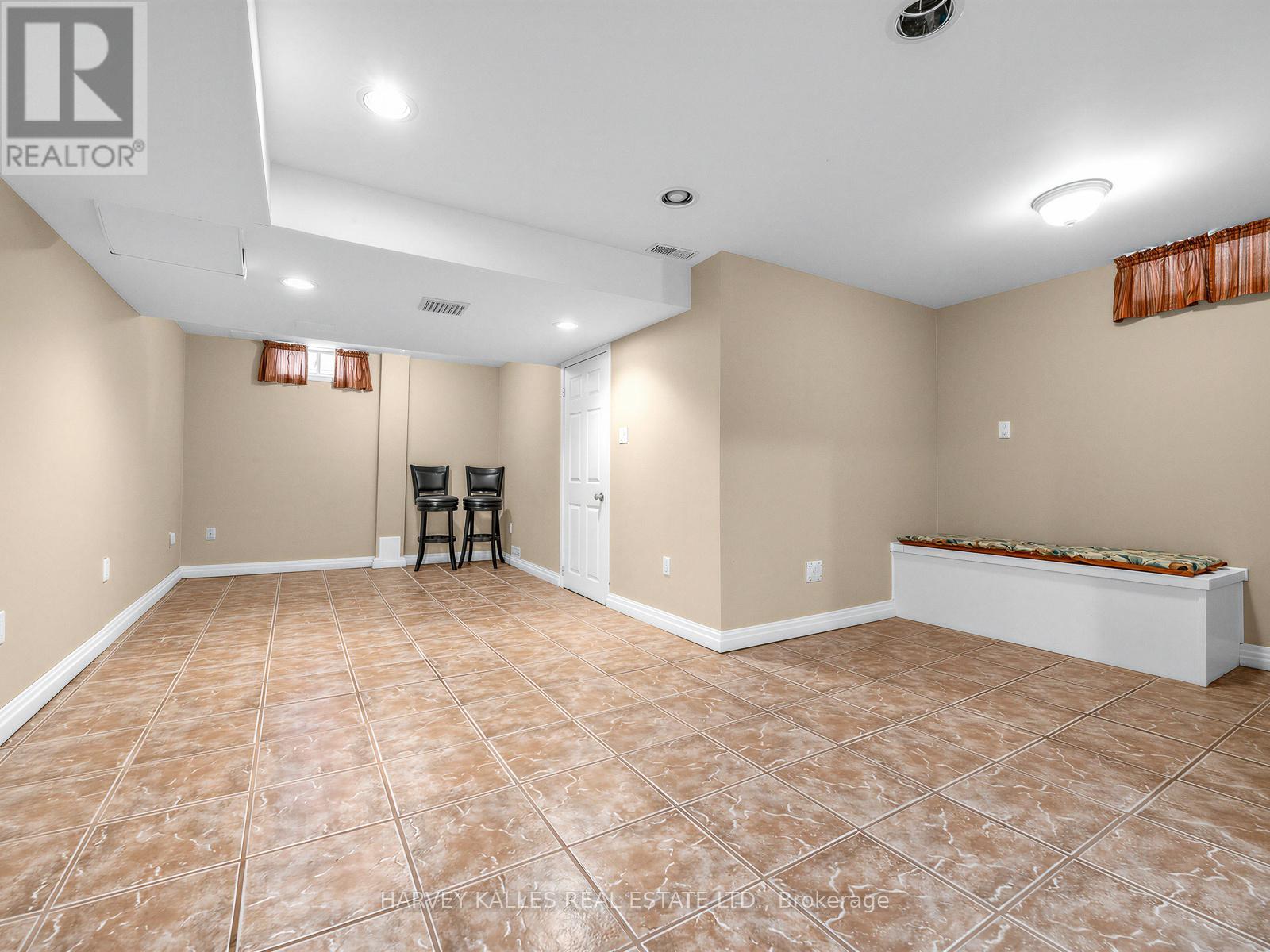 188 Warrick Crescent, Newmarket, Ontario  L3X 2S3 - Photo 25 - N12818210