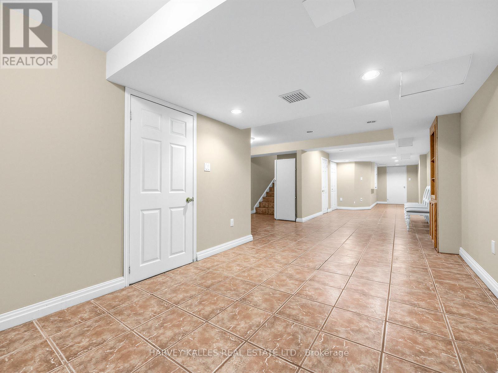 188 Warrick Crescent, Newmarket, Ontario  L3X 2S3 - Photo 26 - N12818210