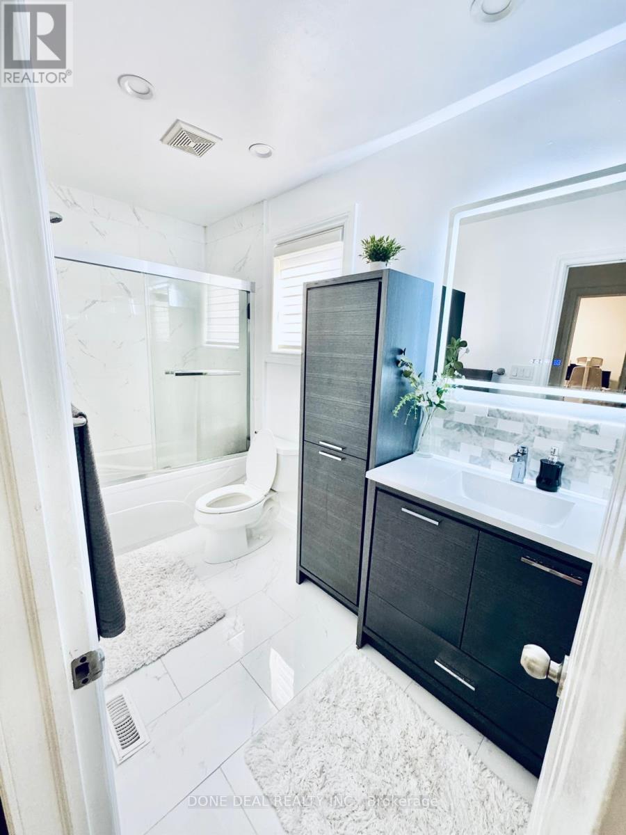 206 Harvest Drive, Milton, Ontario  L9T 4T3 - Photo 17 - W12816874