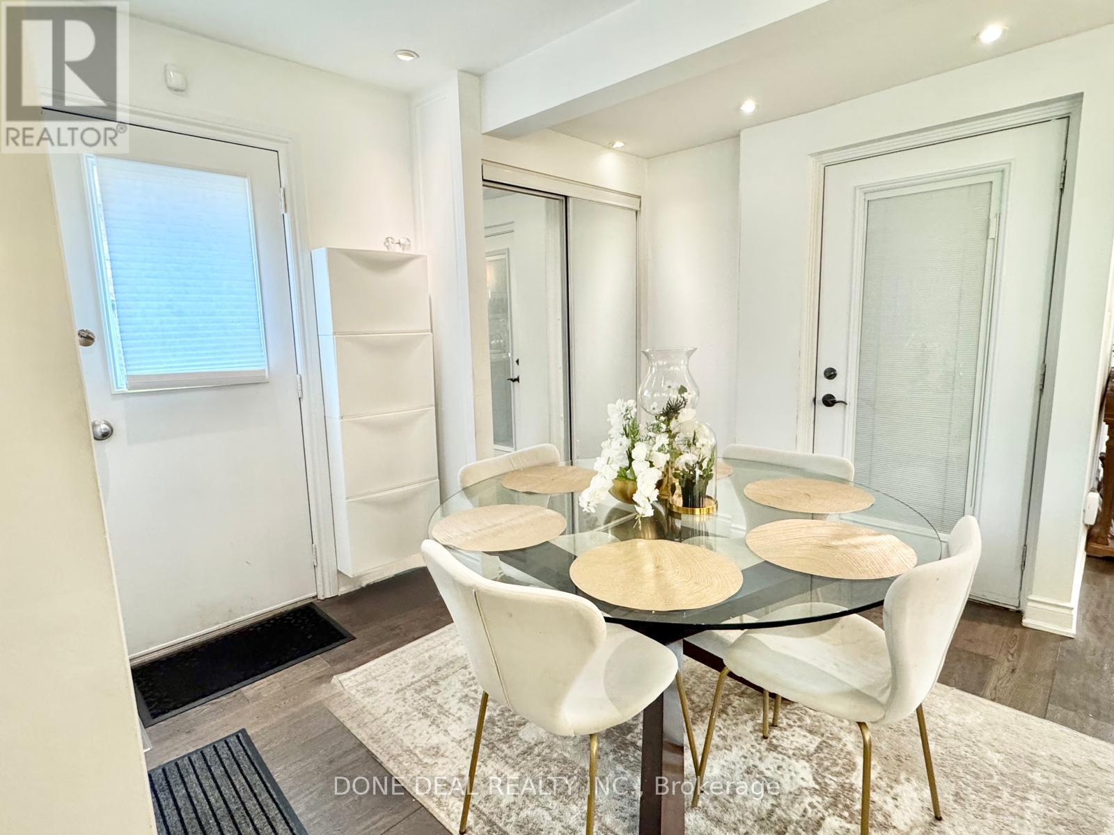 206 Harvest Drive, Milton, Ontario  L9T 4T3 - Photo 15 - W12816874