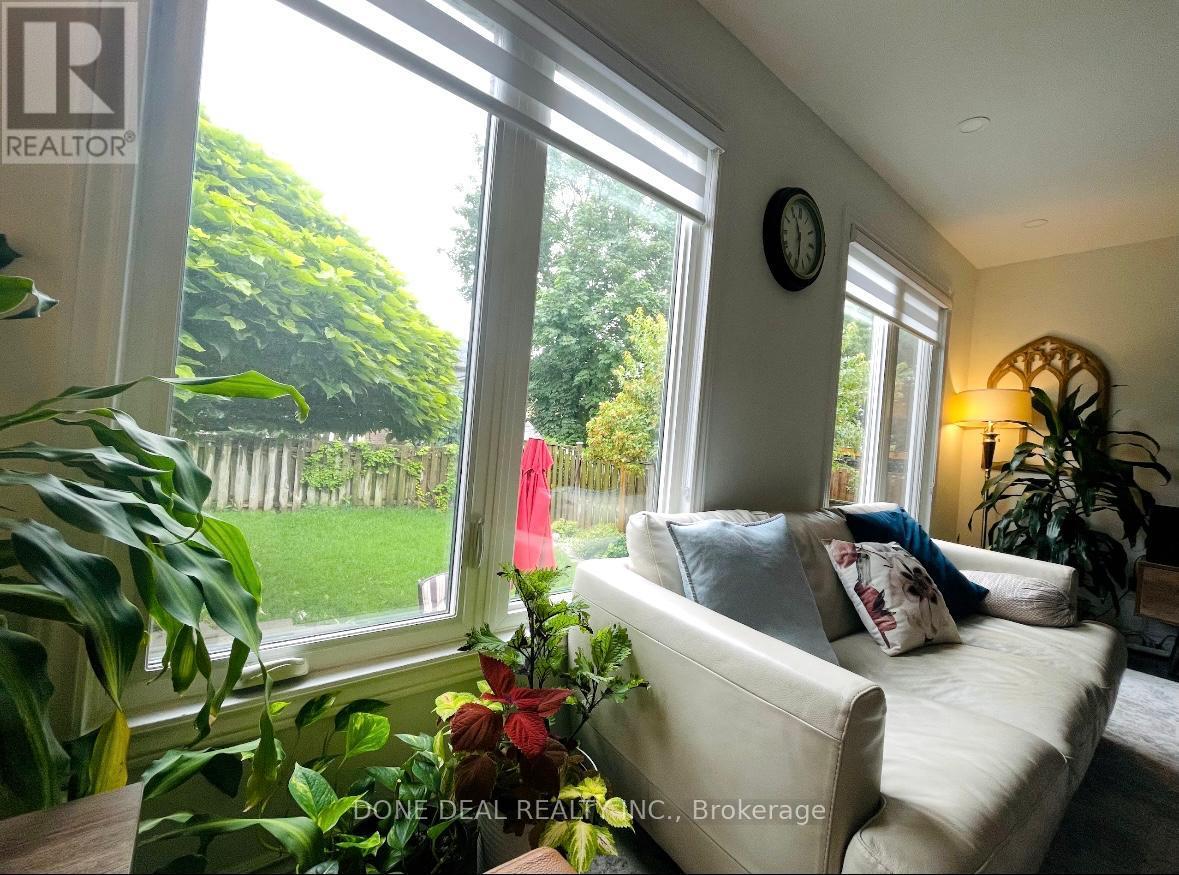 206 Harvest Drive, Milton, Ontario  L9T 4T3 - Photo 24 - W12816874