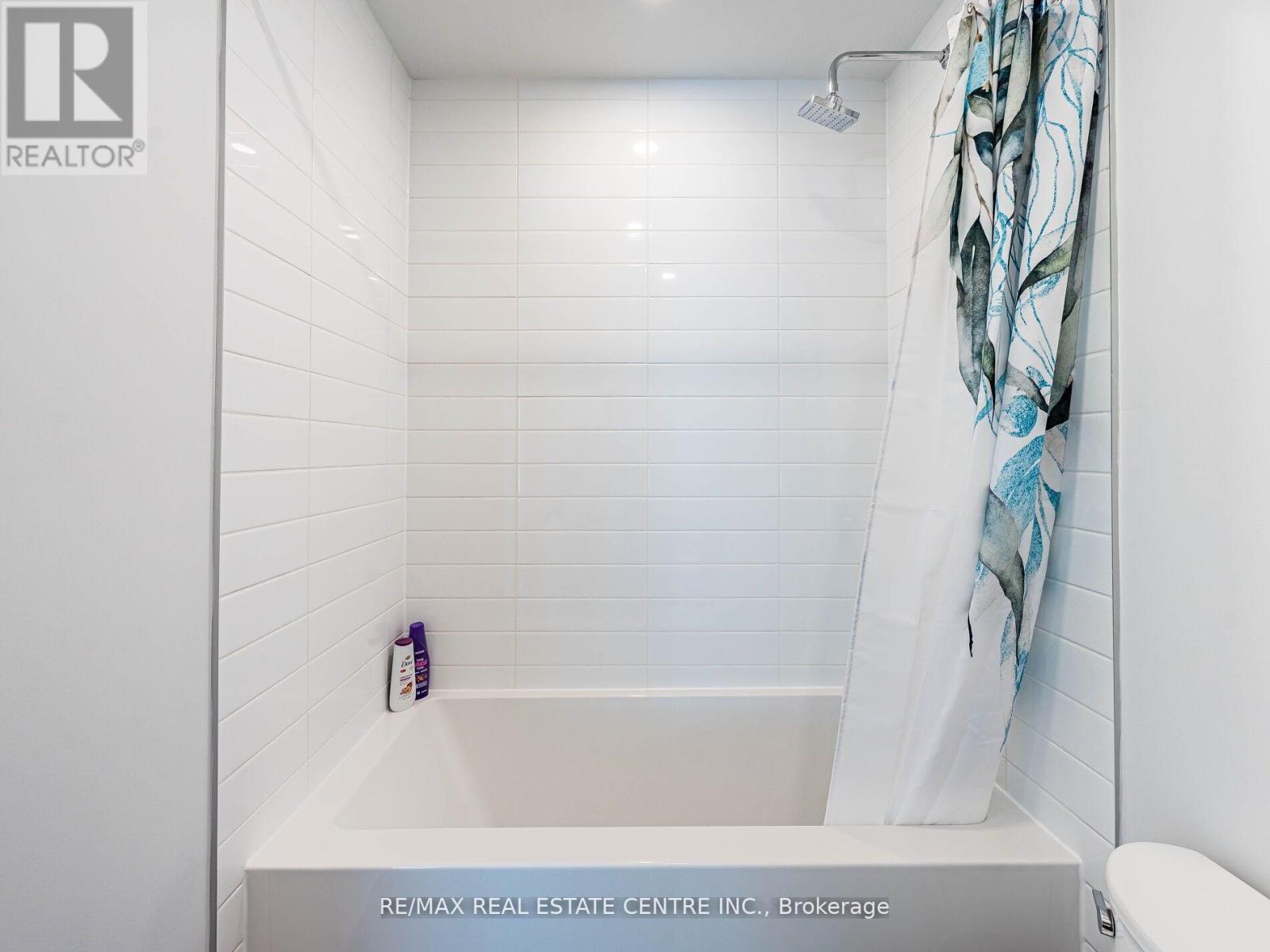 4130 Parkside Village Drive W, Mississauga, Ontario  L5M 0X8 - Photo 21 - W12818066