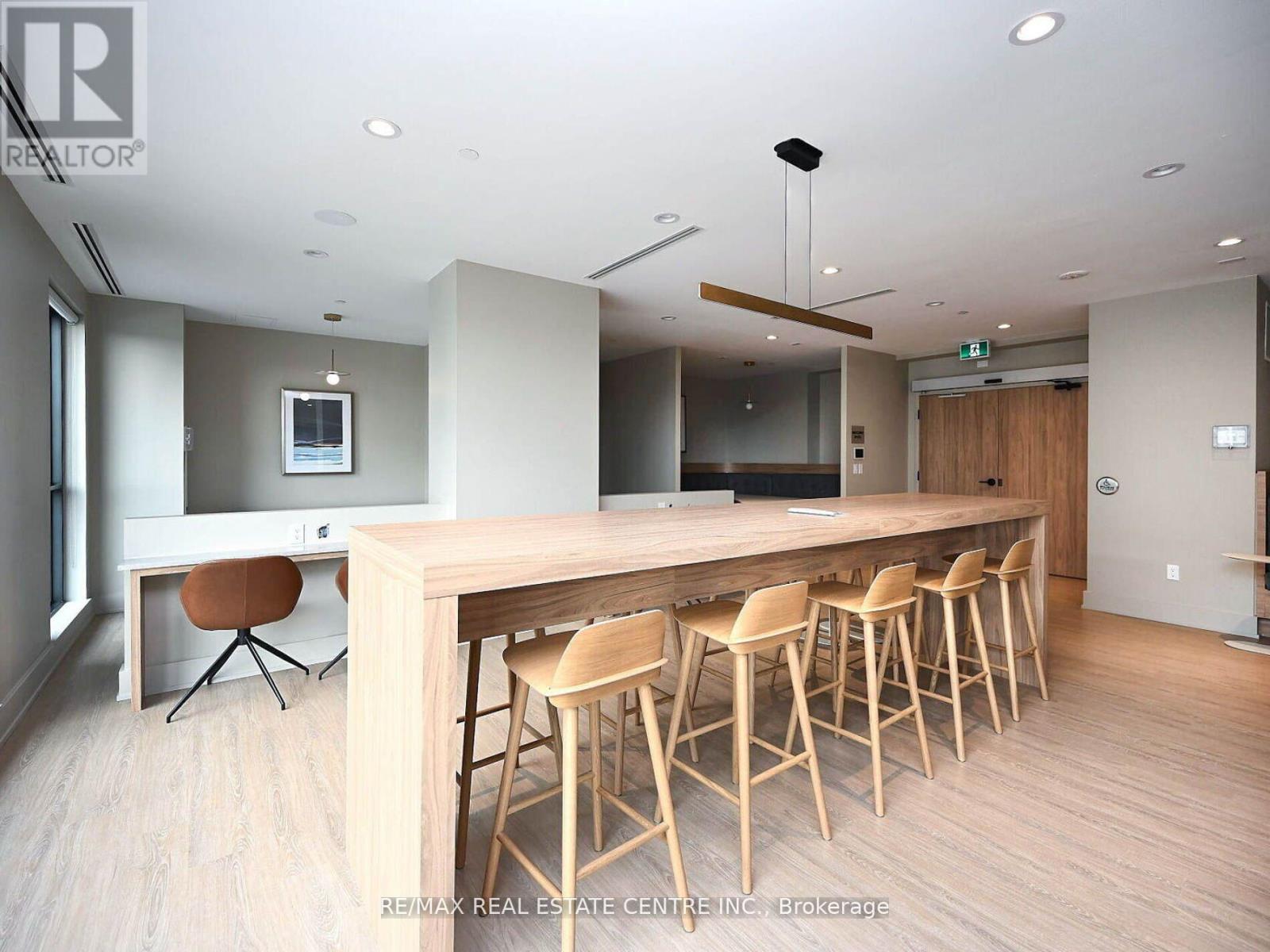 4130 Parkside Village Drive W, Mississauga, Ontario  L5M 0X8 - Photo 40 - W12818066