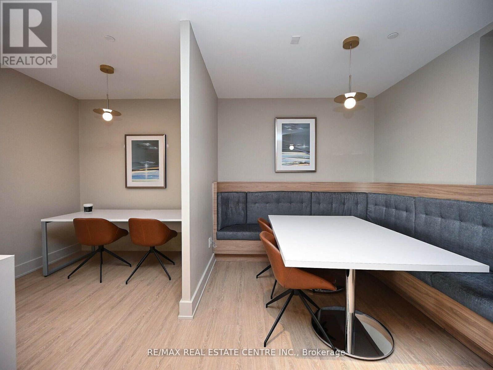 4130 Parkside Village Drive W, Mississauga, Ontario  L5M 0X8 - Photo 42 - W12818066