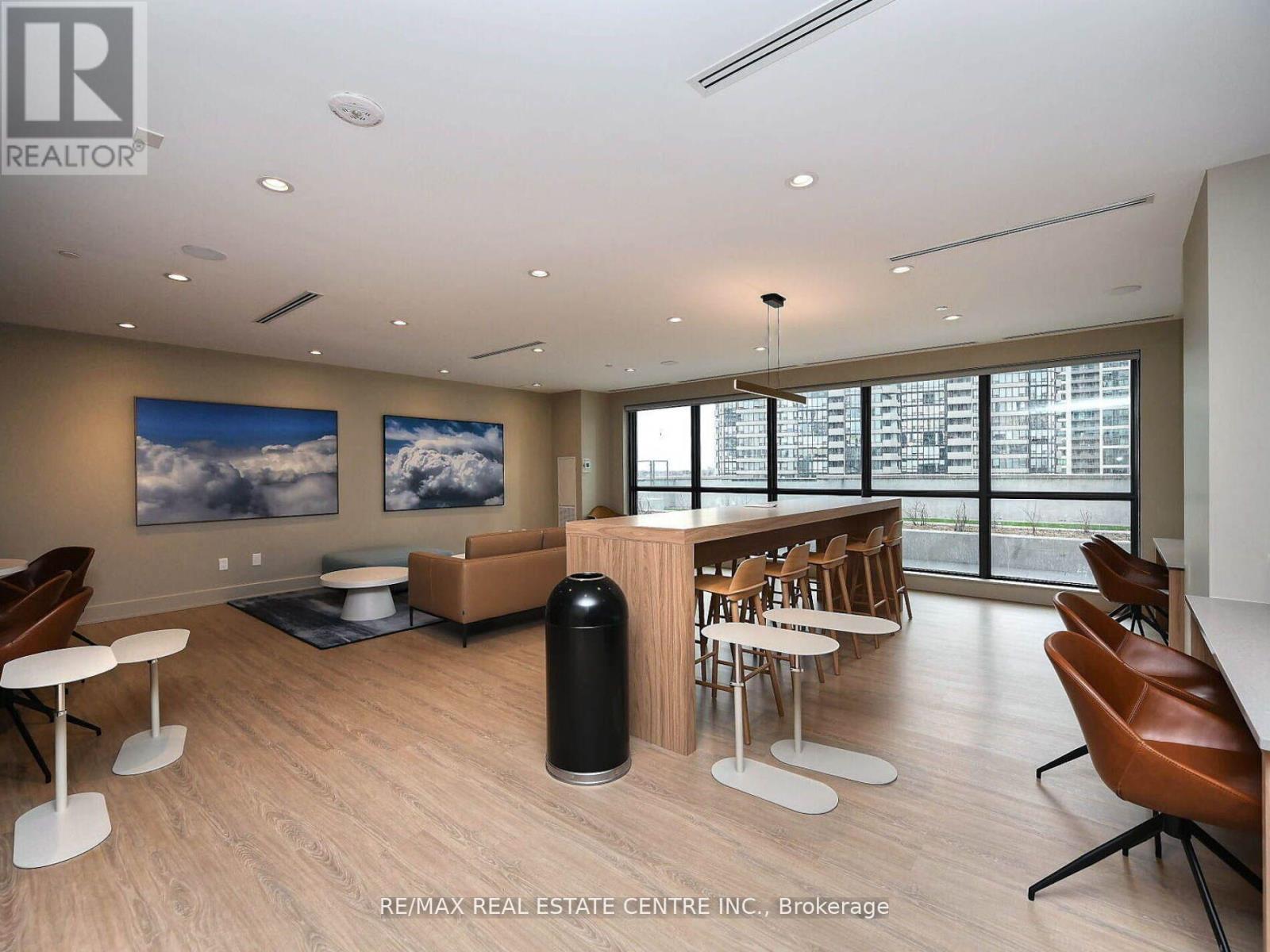 4130 Parkside Village Drive W, Mississauga, Ontario  L5M 0X8 - Photo 43 - W12818066