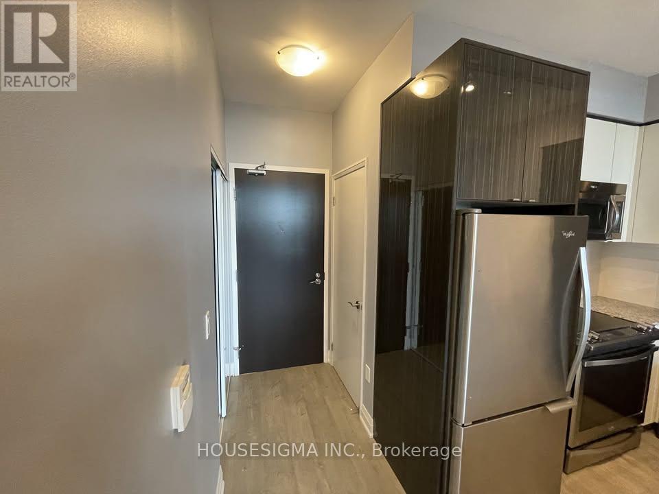 2906 - 9 Valhalla Inn Road, Toronto, Ontario  M9B 1S9 - Photo 3 - W12818098