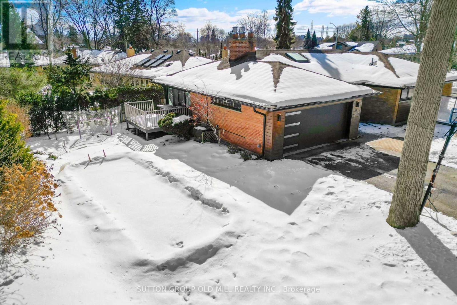 1 Farningham Crescent, Toronto, Ontario  M9B 3B4 - Photo 49 - W12818100