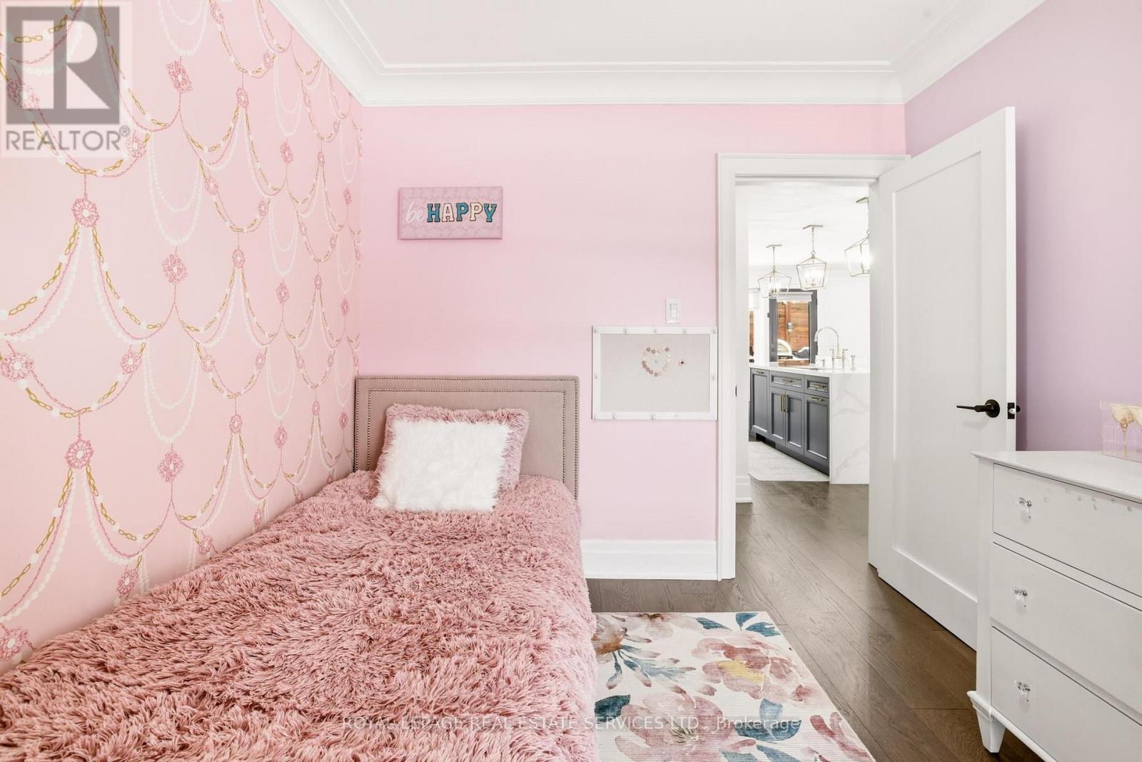 11 Benbow Road, Toronto, Ontario  M9P 3K1 - Photo 24 - W12818204