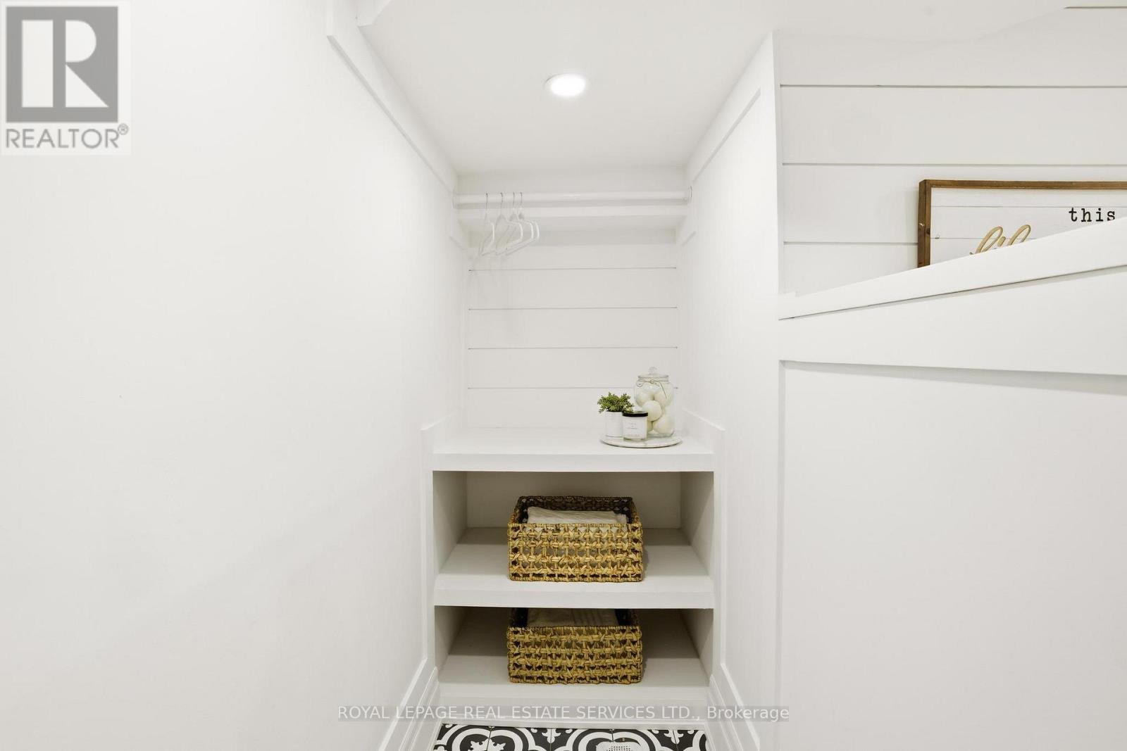 11 Benbow Road, Toronto, Ontario  M9P 3K1 - Photo 39 - W12818204