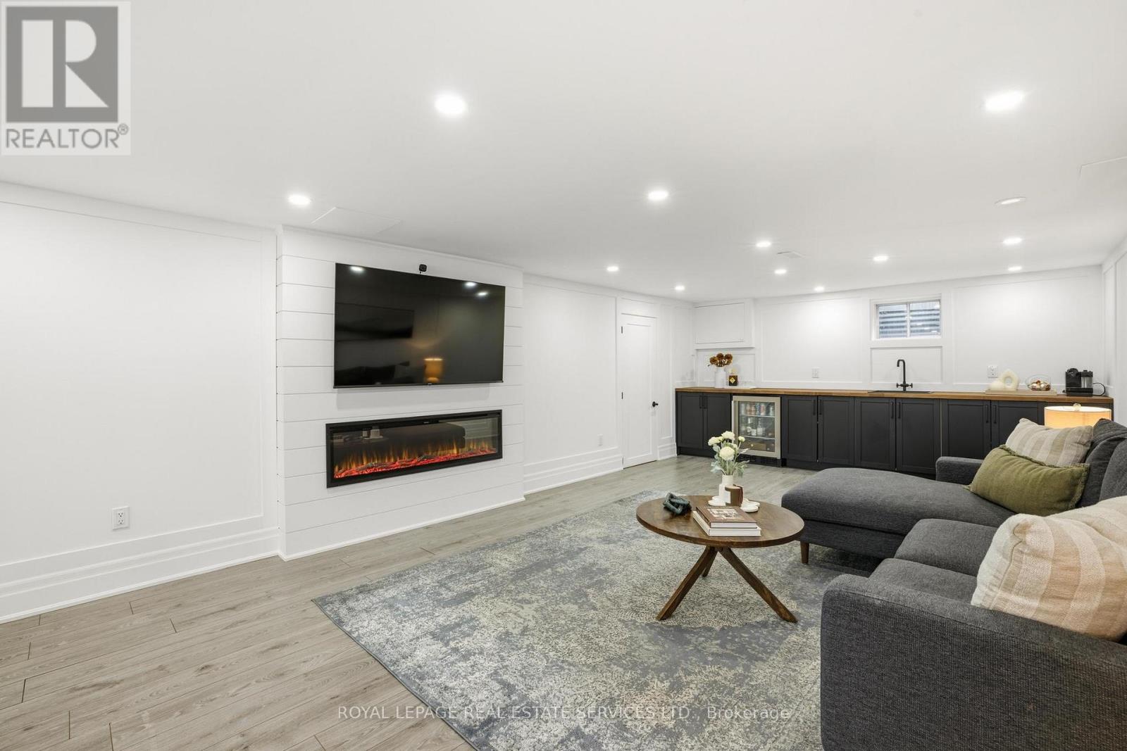 11 Benbow Road, Toronto, Ontario  M9P 3K1 - Photo 42 - W12818204