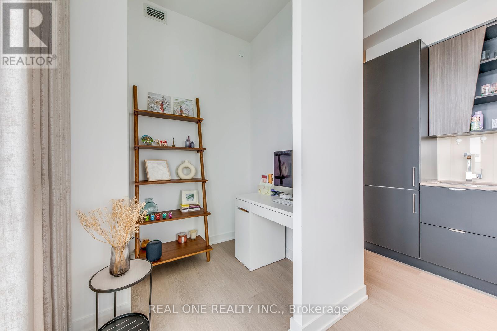 3703 - 3883 Quartz Road, Mississauga, Ontario  L5B 0M4 - Photo 21 - W12818206