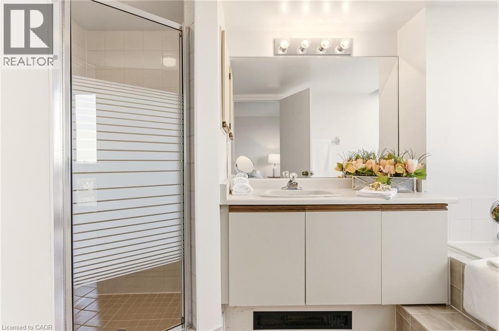 5 Kenneth Avenue Unit# 1102, North York, Ontario  M2N 6M7 - Photo 15 - 40805128