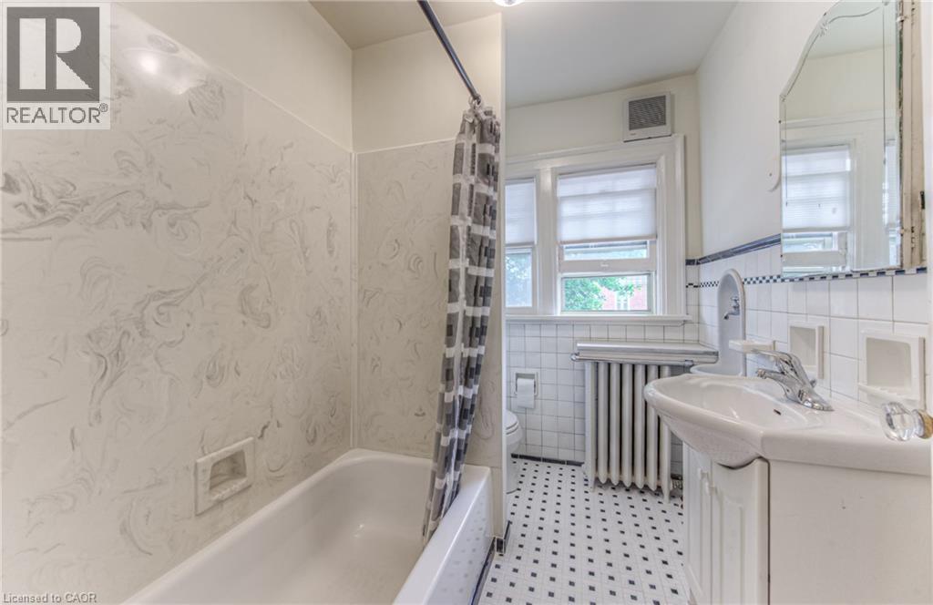 34 Hohner Avenue Unit# Upper, Kitchener, Ontario  N2H 2V4 - Photo 13 - 40803607