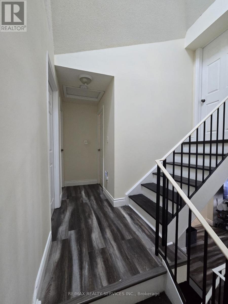 32 - 54 Green Valley Drive, Kitchener, Ontario  N2P 1Z9 - Photo 13 - X12818180