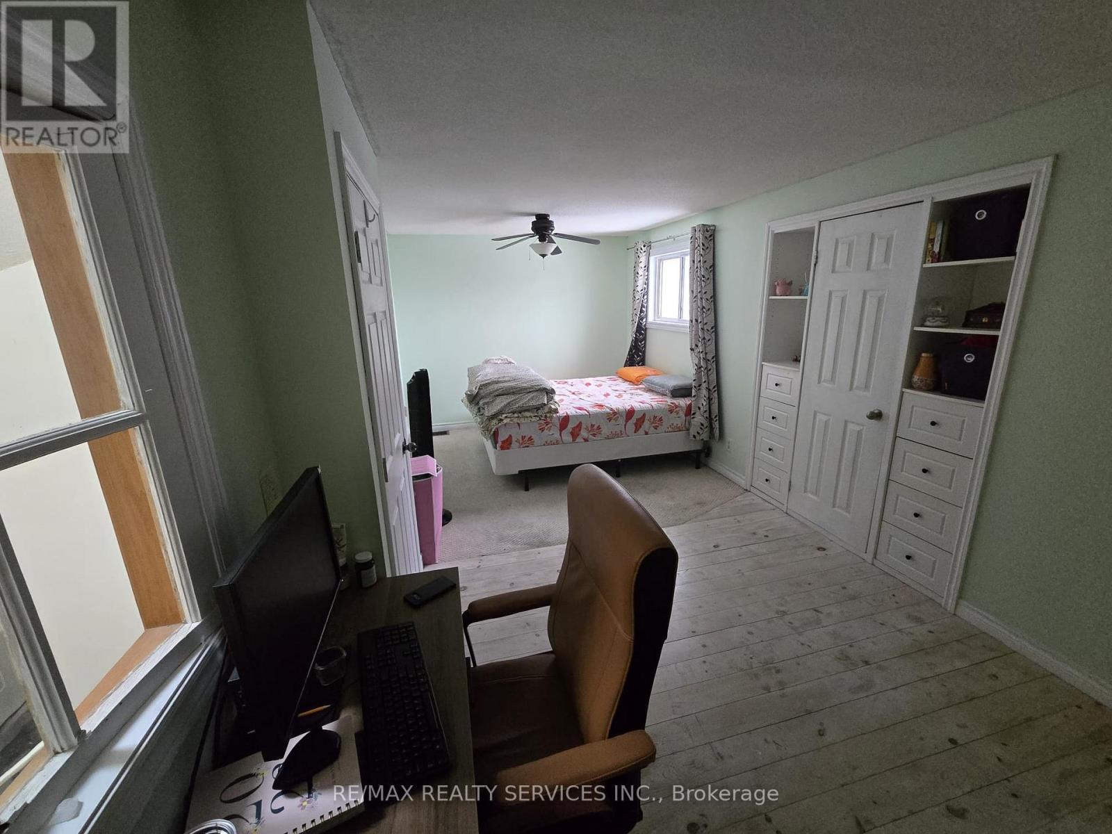 32 - 54 Green Valley Drive, Kitchener, Ontario  N2P 1Z9 - Photo 17 - X12818180