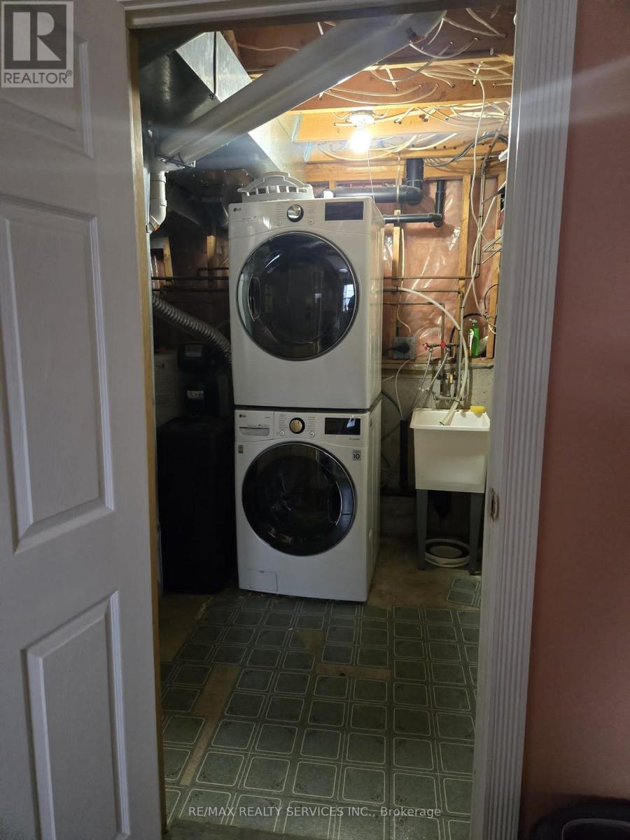 32 - 54 Green Valley Drive, Kitchener, Ontario  N2P 1Z9 - Photo 4 - X12818180