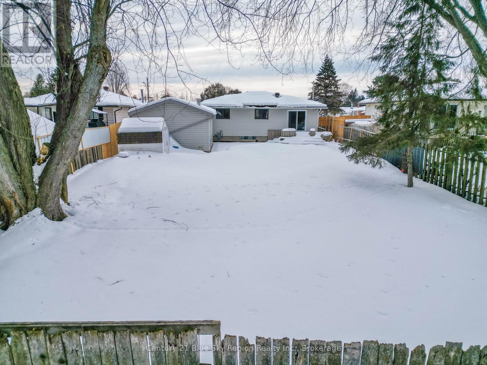 96 Strathcona Drive, North Bay, Ontario  P1A 2N3 - Photo 38 - X12818486