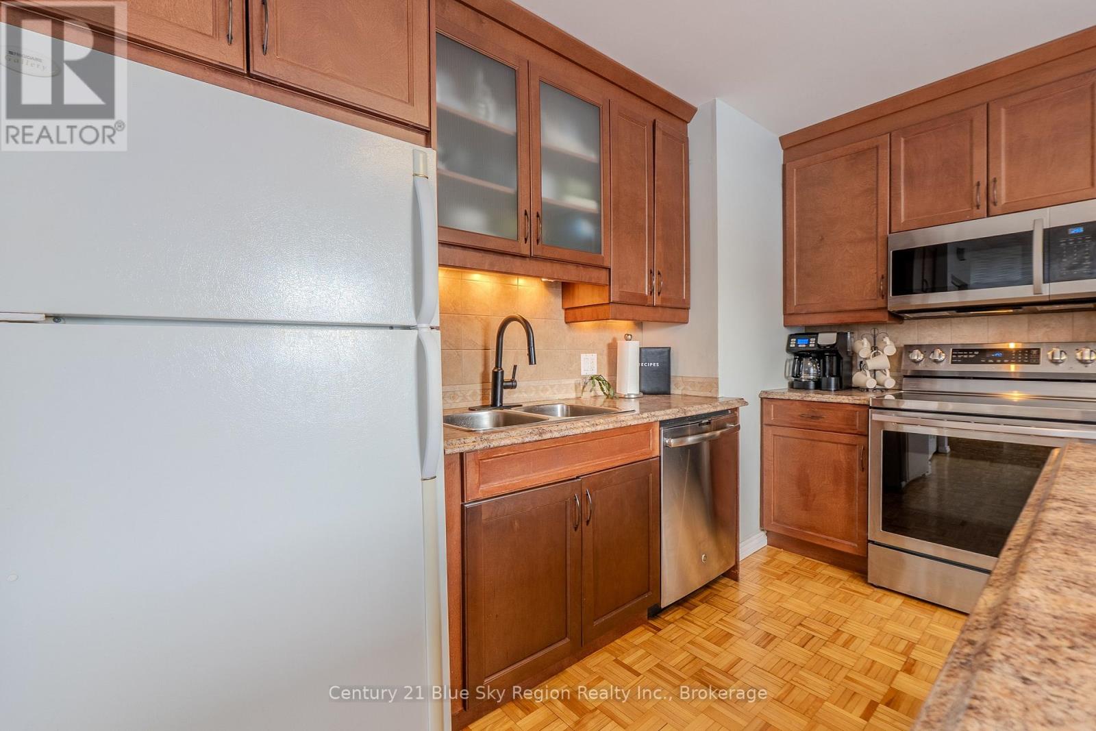 96 Strathcona Drive, North Bay, Ontario  P1A 2N3 - Photo 8 - X12818486