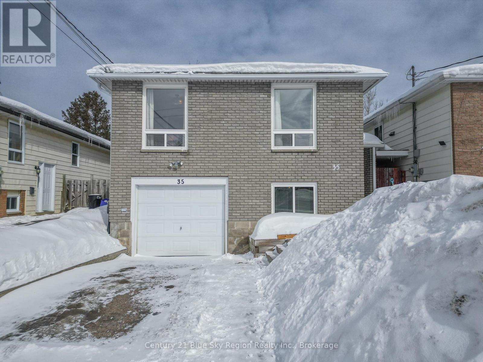 35 MCGIBBON STREET, North Bay, Ontario