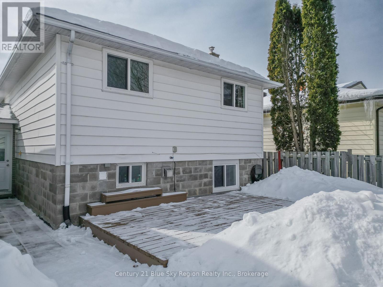 35 Mcgibbon Street, North Bay, Ontario  P1B 8T5 - Photo 11 - X12818504